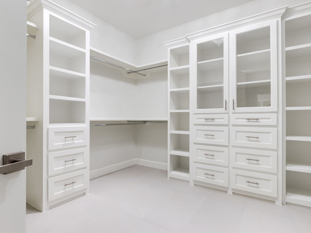 Walk-in closet white