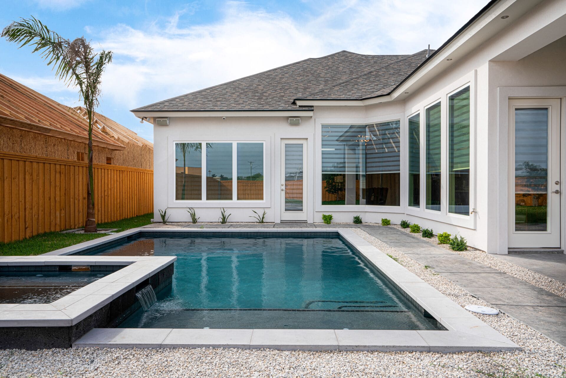 713 E Jersey Meadow-4